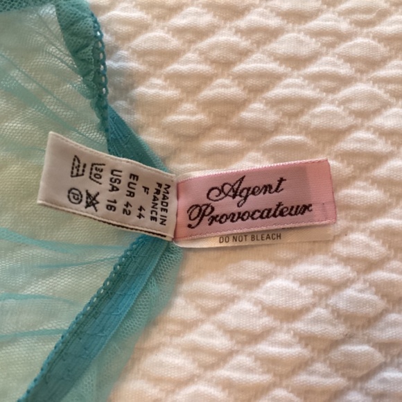 *NWOT* Vintage Agent Provocateur Mesh Lingerie Set - Ice Blue with Pink Rosettes - Picture 14 of 16